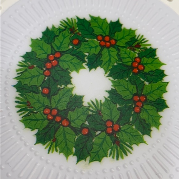Vintage Hallmark Christmas Wreath Holiday Coasters - Picture 2 of 3